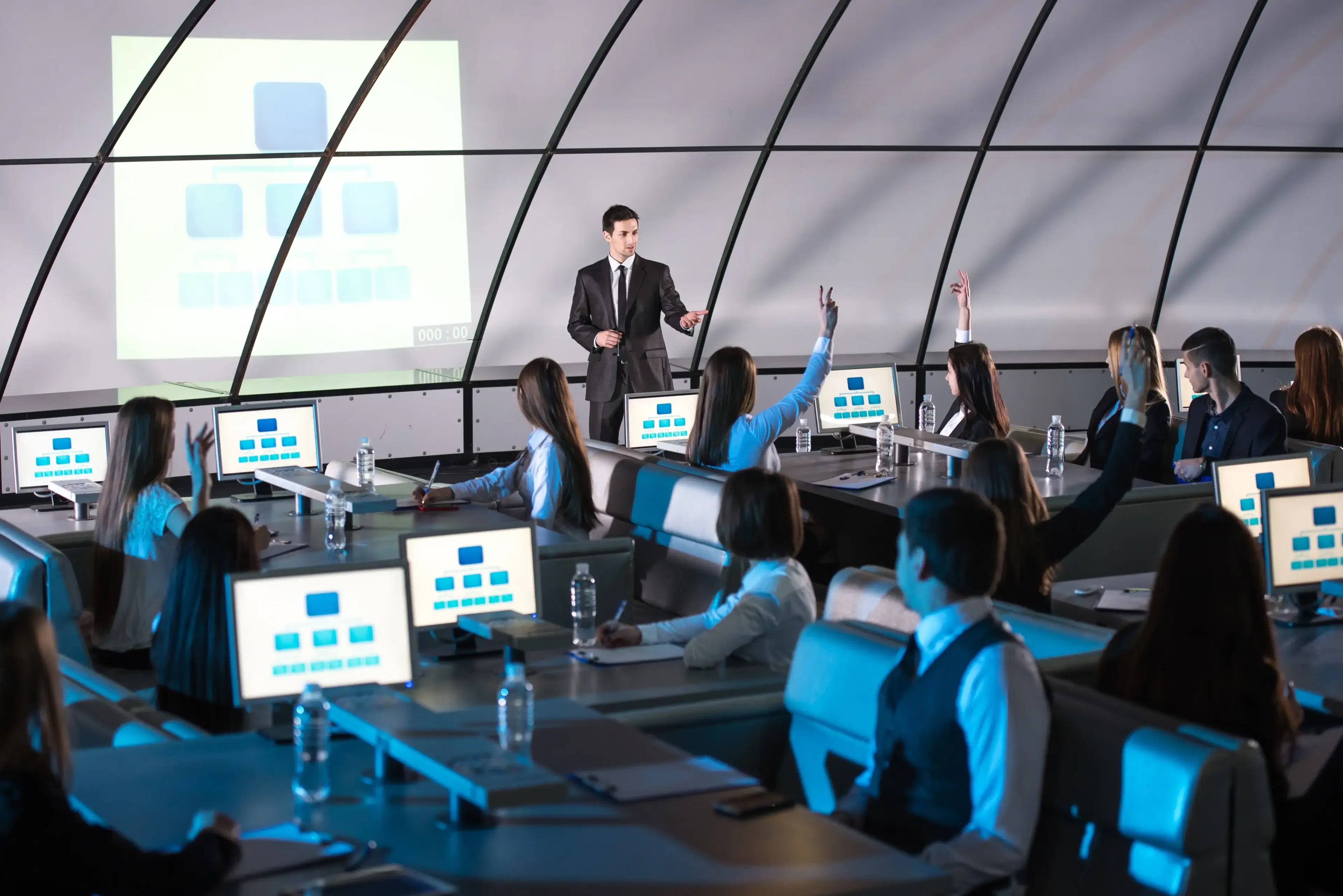 Live Mentorship & Interactive Learning